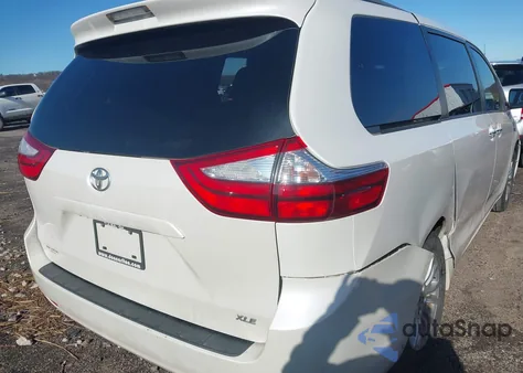 2016 Toyota Sienna Xle 8 Passenger from USA, damaged, VIN 5TDYK3DC7GS700964